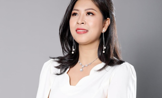 Female leader Jolie Kim Huyen - CEO of LNS US and experiences on the journey of starting a business in many colorful fields